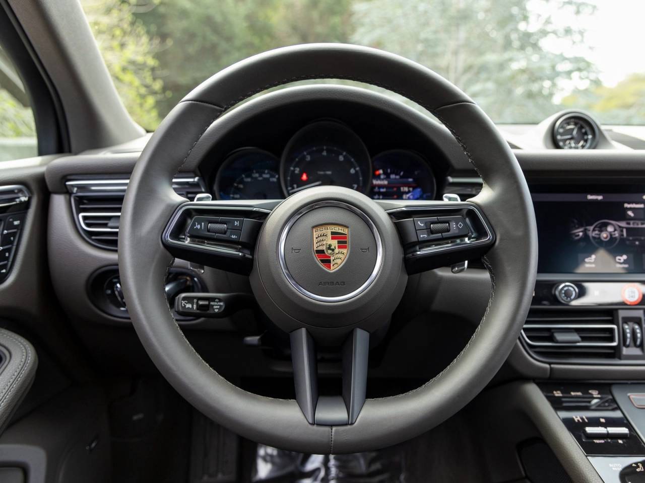 2025 Porsche Macan Macan