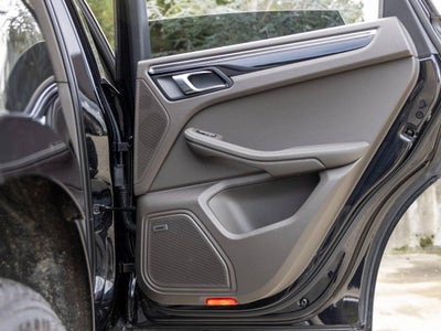 2025 Porsche Macan Macan