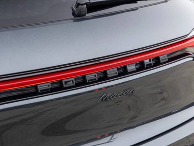 2026 Porsche Macan Macan