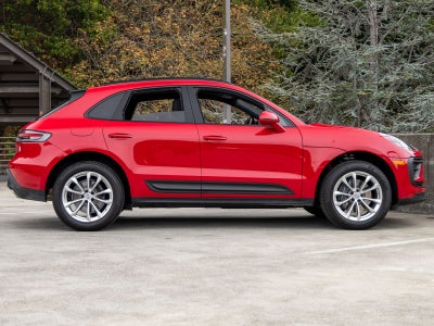2026 Porsche Macan Macan