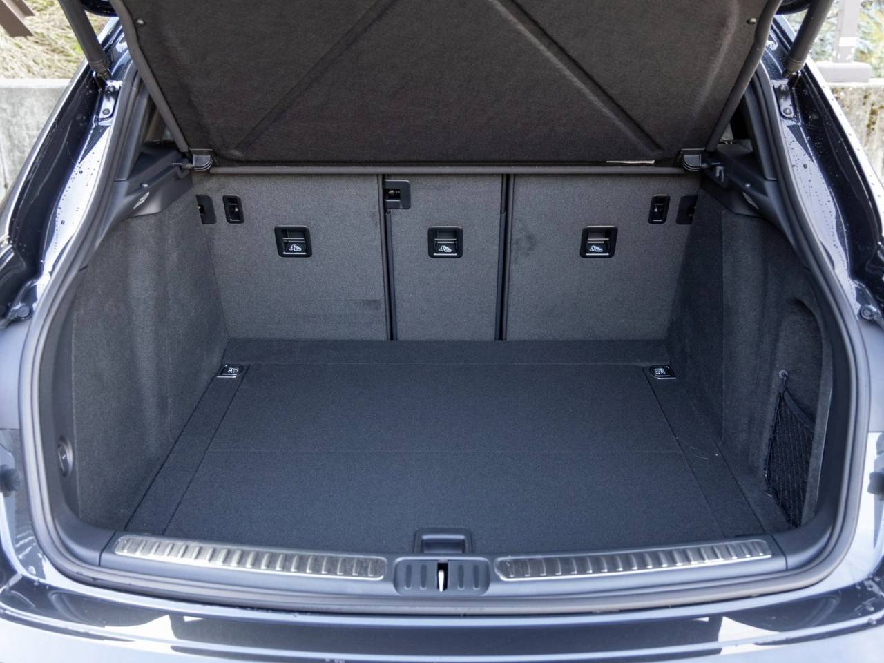 2026 Porsche Macan Macan T