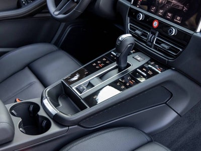 2026 Porsche Macan Macan T