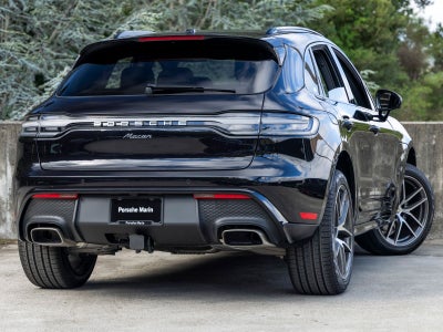 2026 Porsche Macan Base