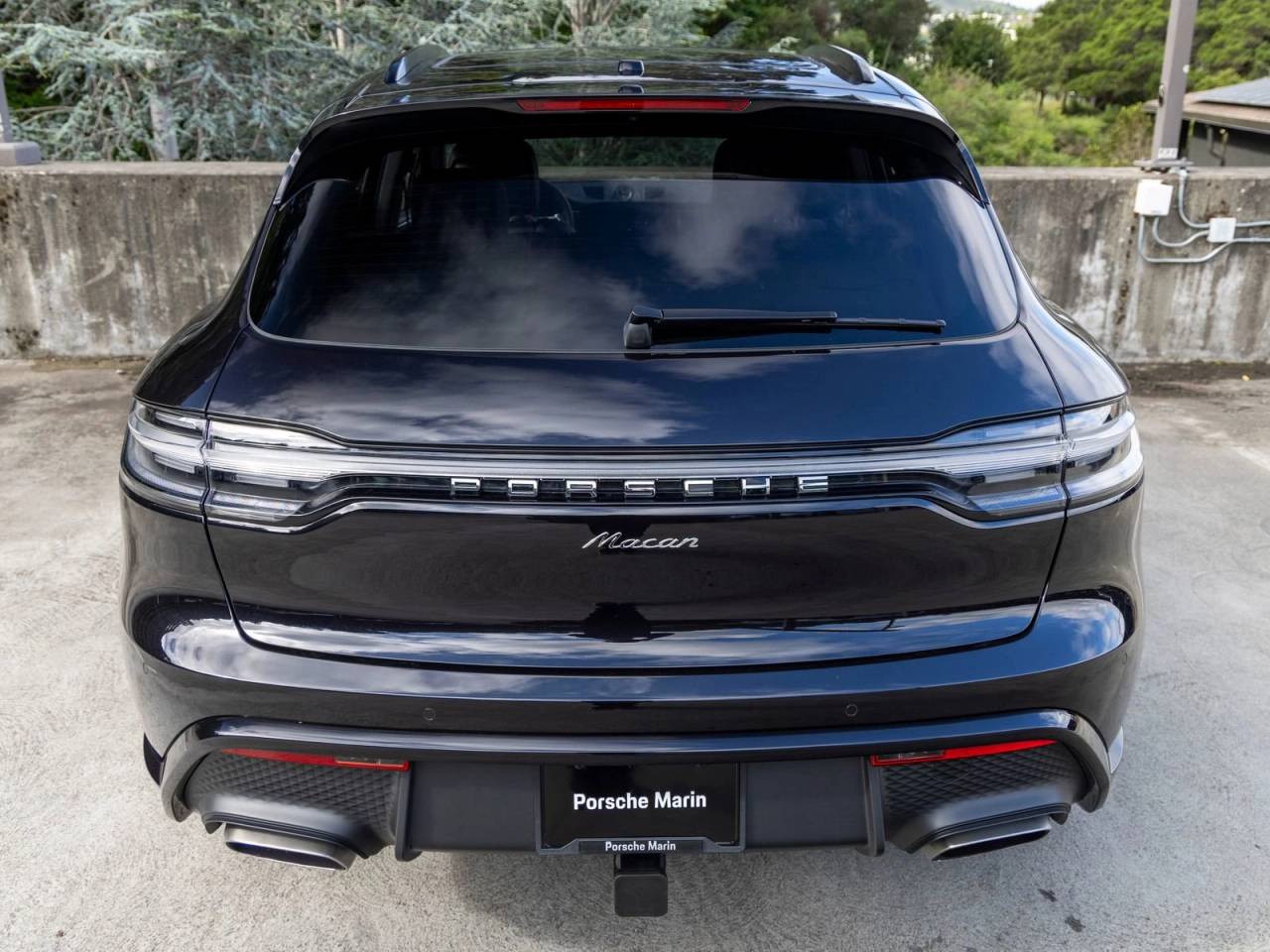 2026 Porsche Macan Base