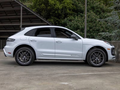 2026 Porsche Macan T