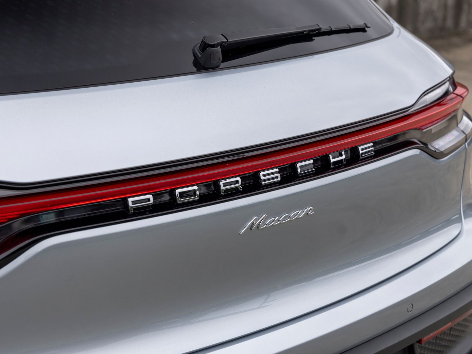 2026 Porsche Macan Base