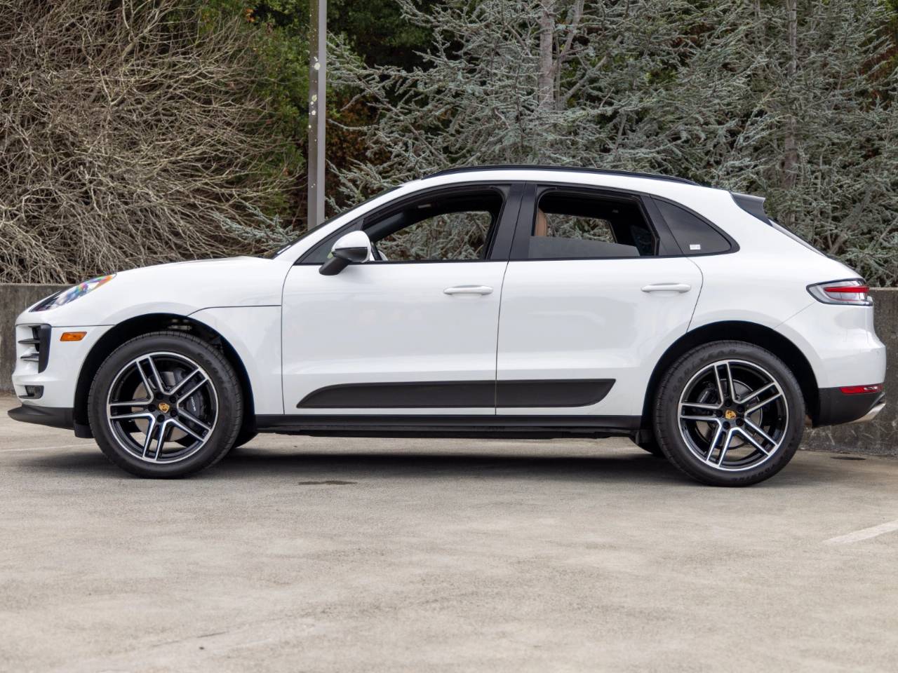 2021 Porsche Macan Macan