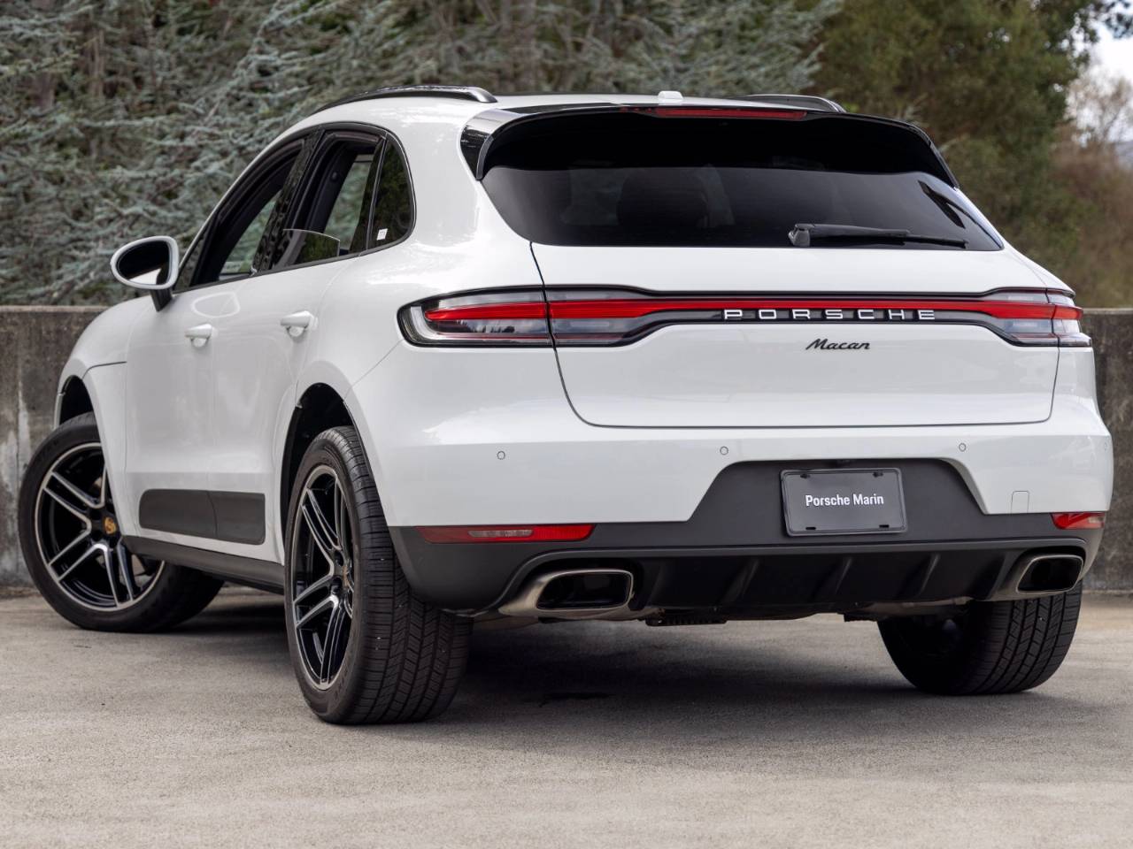 2021 Porsche Macan Macan