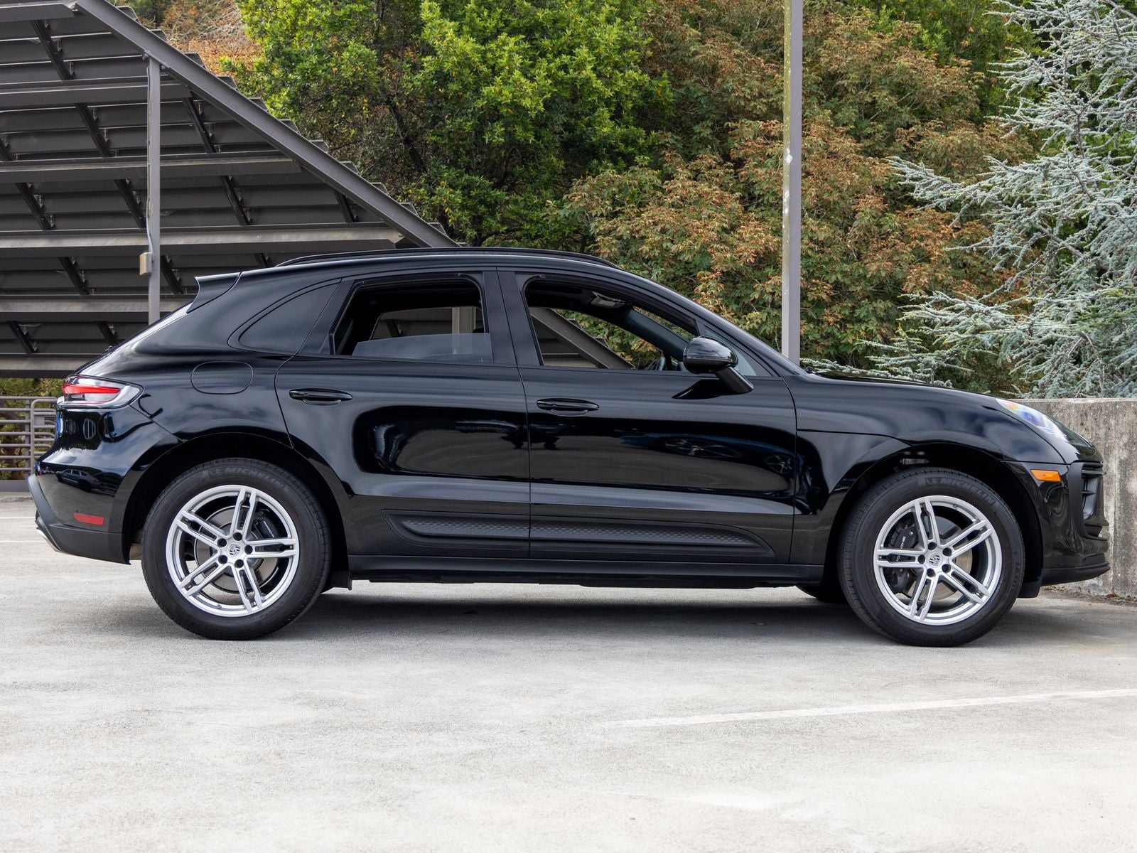 2023 Porsche Macan Macan (MY23)