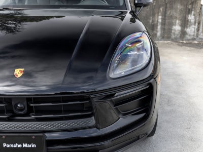 2023 Porsche Macan Macan (MY23)