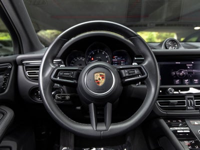 2023 Porsche Macan Macan (MY23)