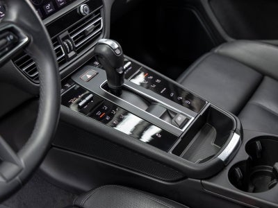 2023 Porsche Macan Macan (MY23)