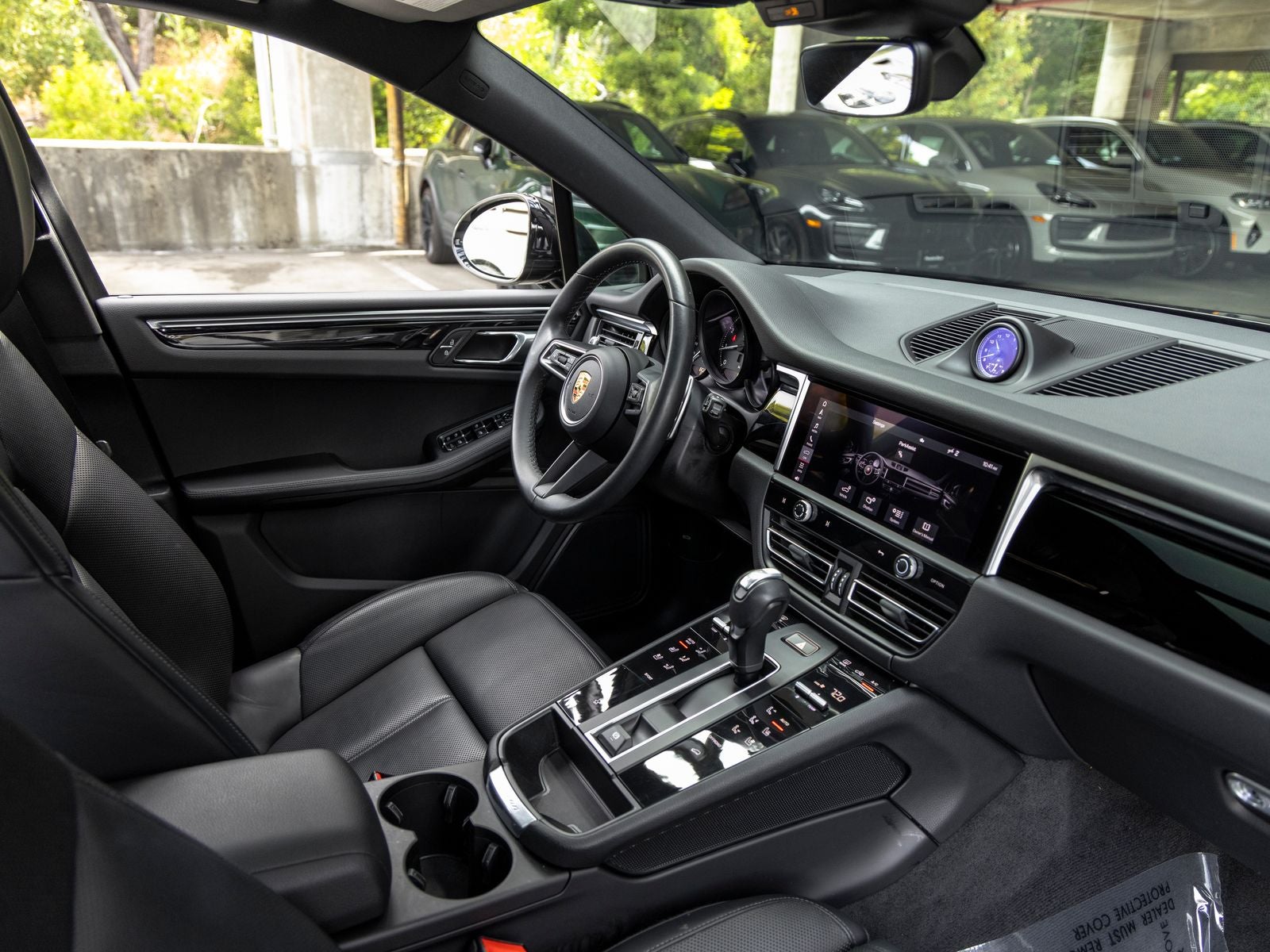 2023 Porsche Macan Macan (MY23)