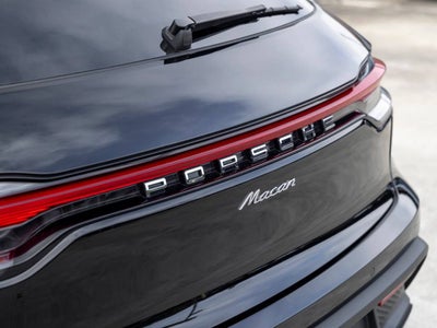2023 Porsche Macan Macan (MY23)