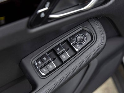 2023 Porsche Macan Macan (MY23)