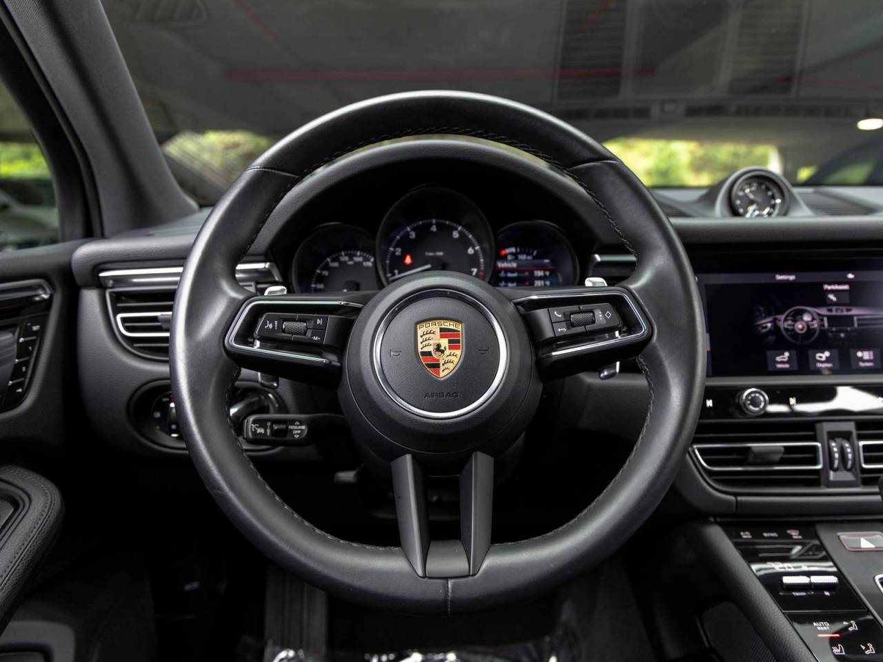 2023 Porsche Macan Macan (MY23)