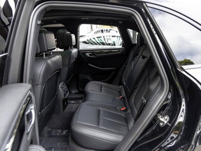 2023 Porsche Macan Macan (MY23)