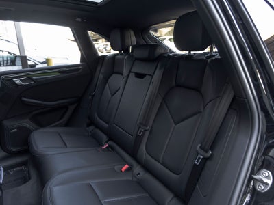 2023 Porsche Macan T