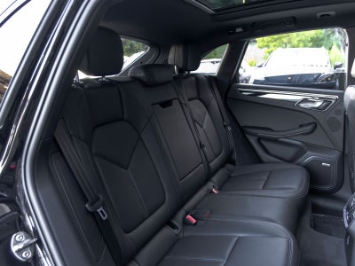 2023 Porsche Macan T
