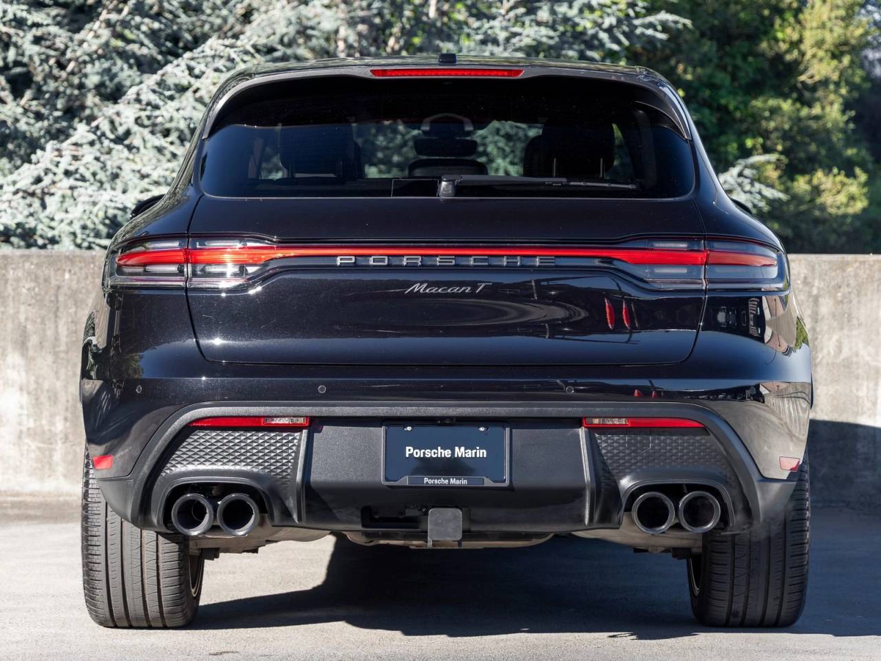 2023 Porsche Macan T
