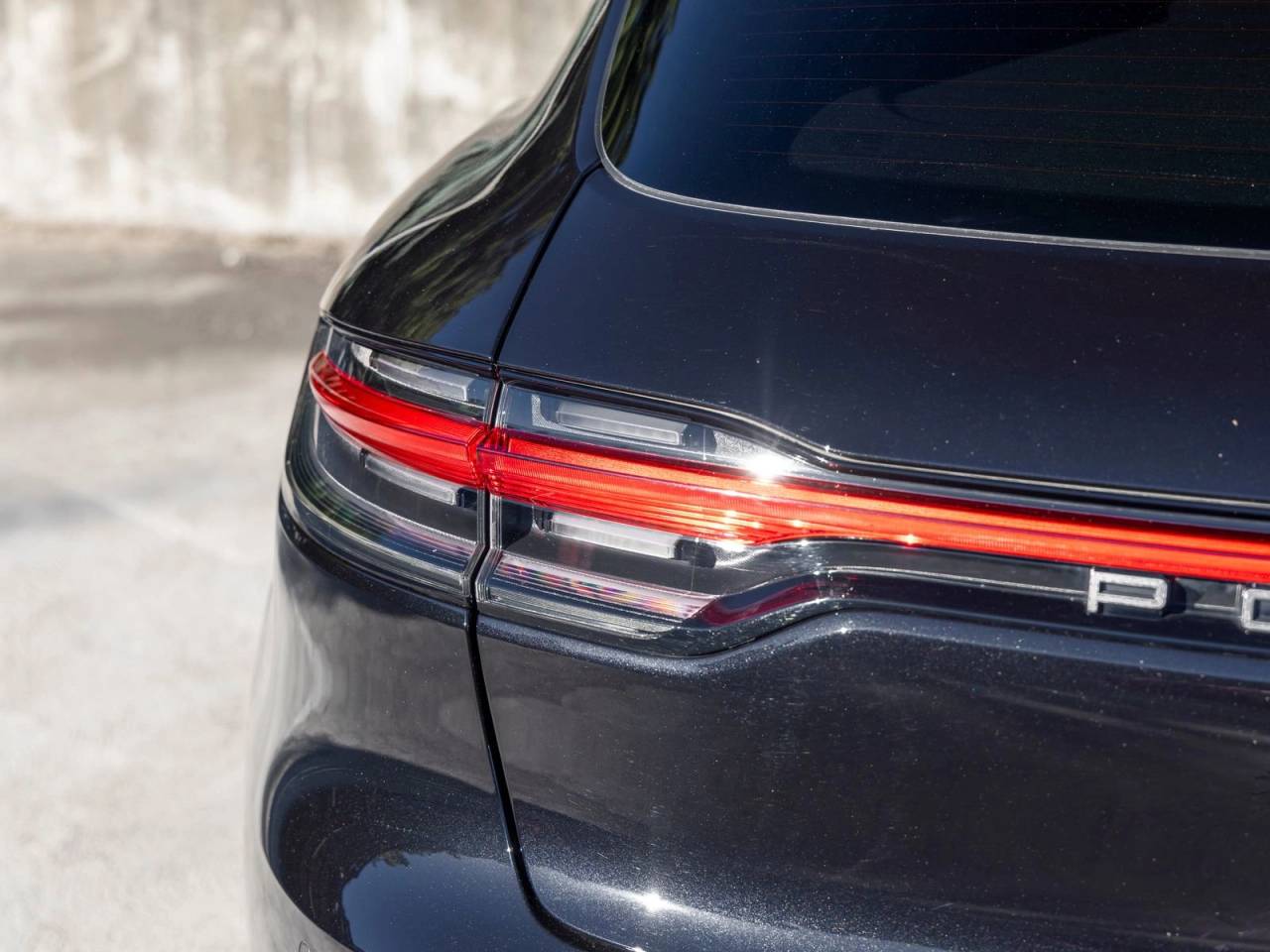 2023 Porsche Macan T