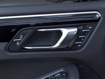 2023 Porsche Macan T