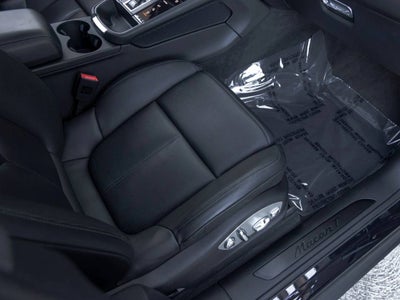 2023 Porsche Macan T