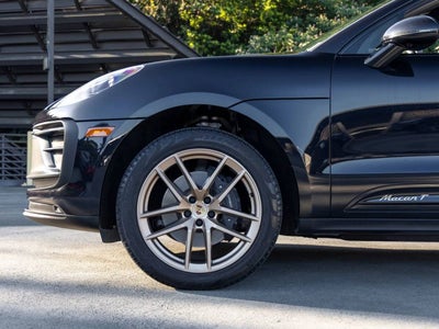 2023 Porsche Macan T
