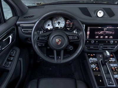 2023 Porsche Macan T