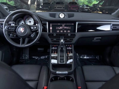 2023 Porsche Macan T