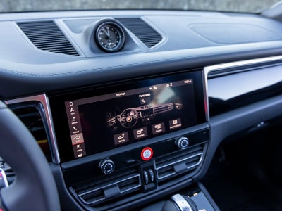 2025 Porsche Macan Macan