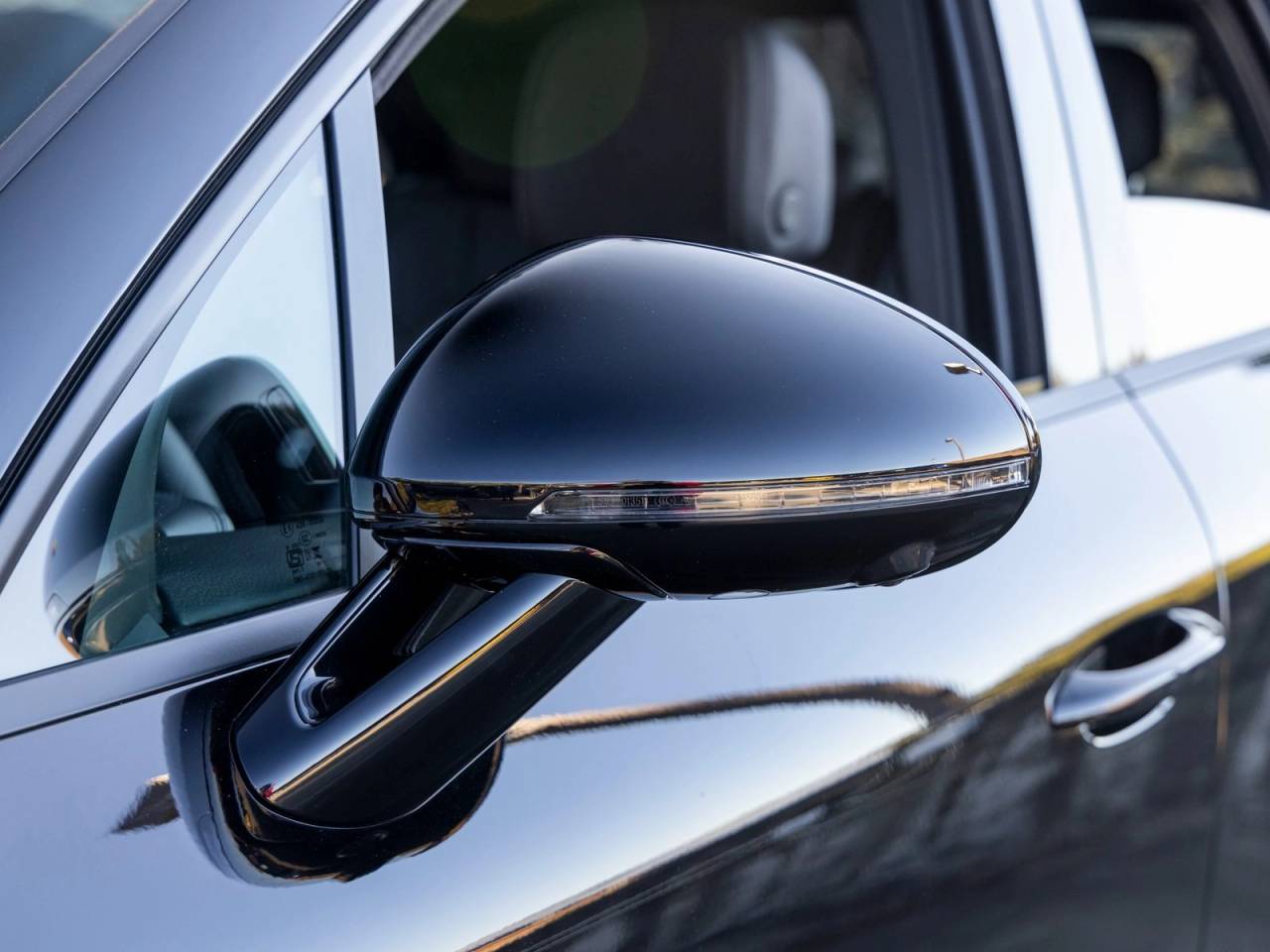 2025 Porsche Macan Macan