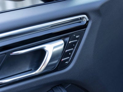 2025 Porsche Macan Macan