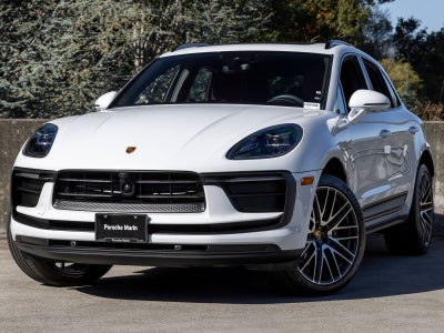 2025 Porsche Macan Macan