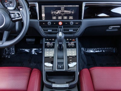 2025 Porsche Macan Macan