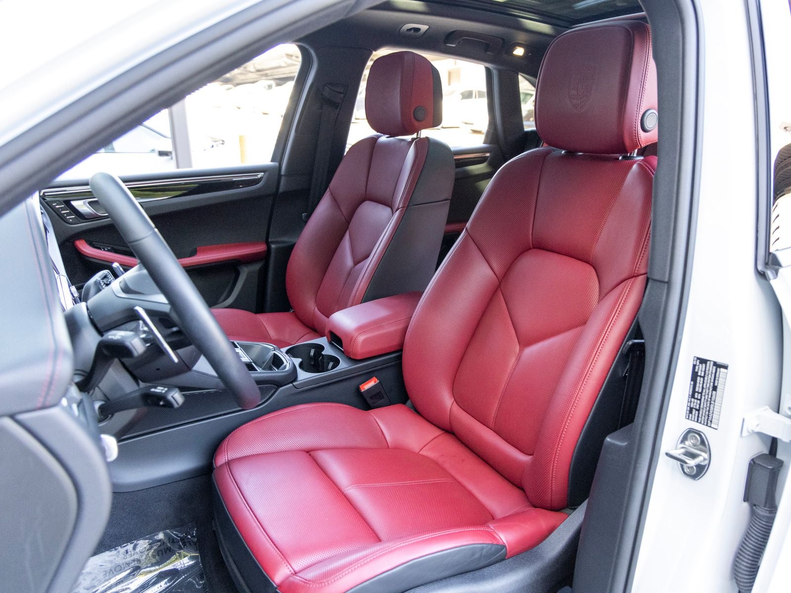 2025 Porsche Macan Macan