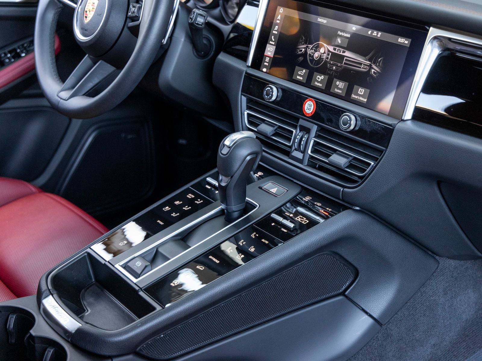 2025 Porsche Macan Macan