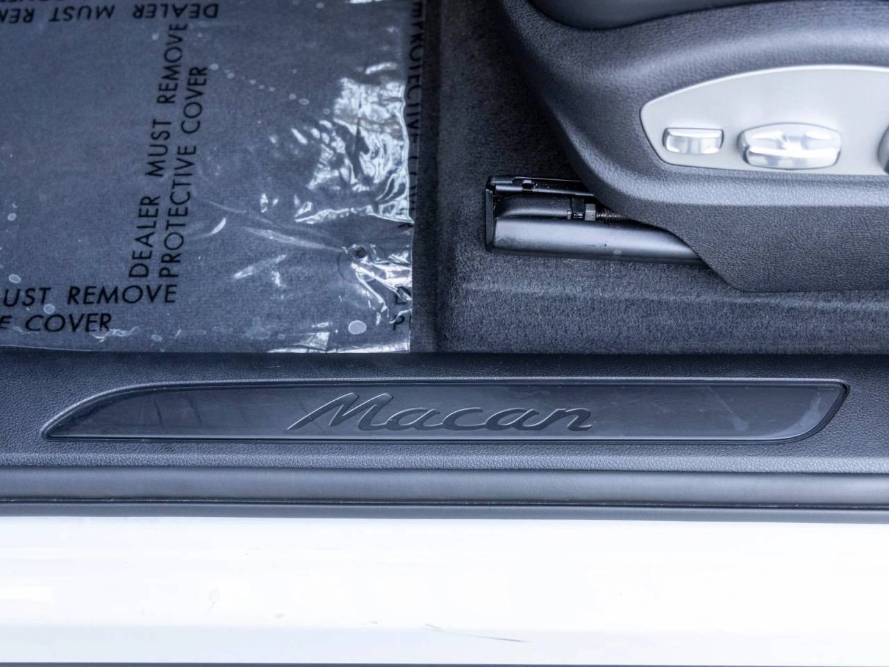2025 Porsche Macan Macan