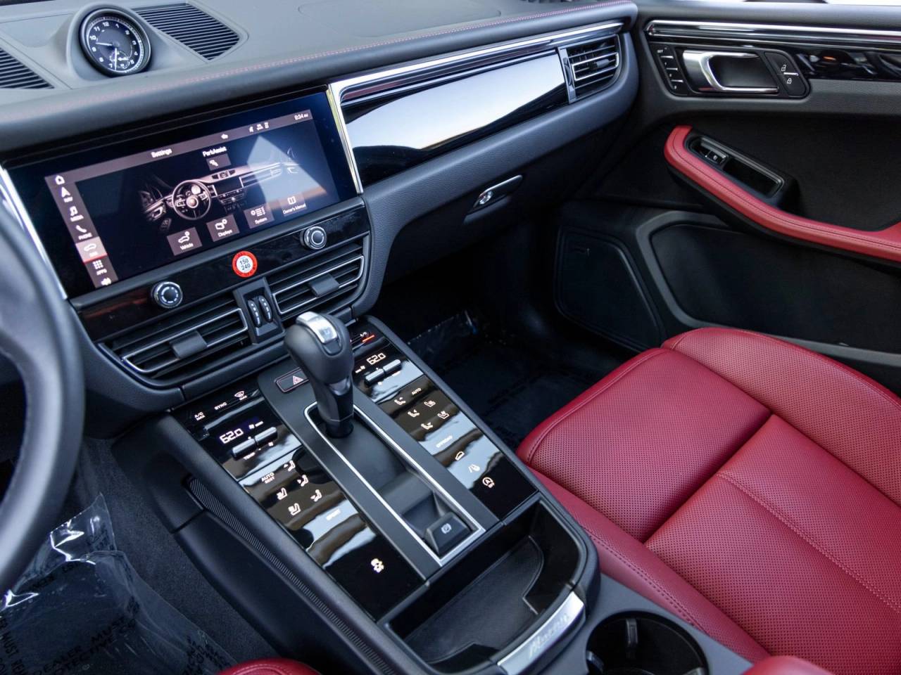 2025 Porsche Macan Macan
