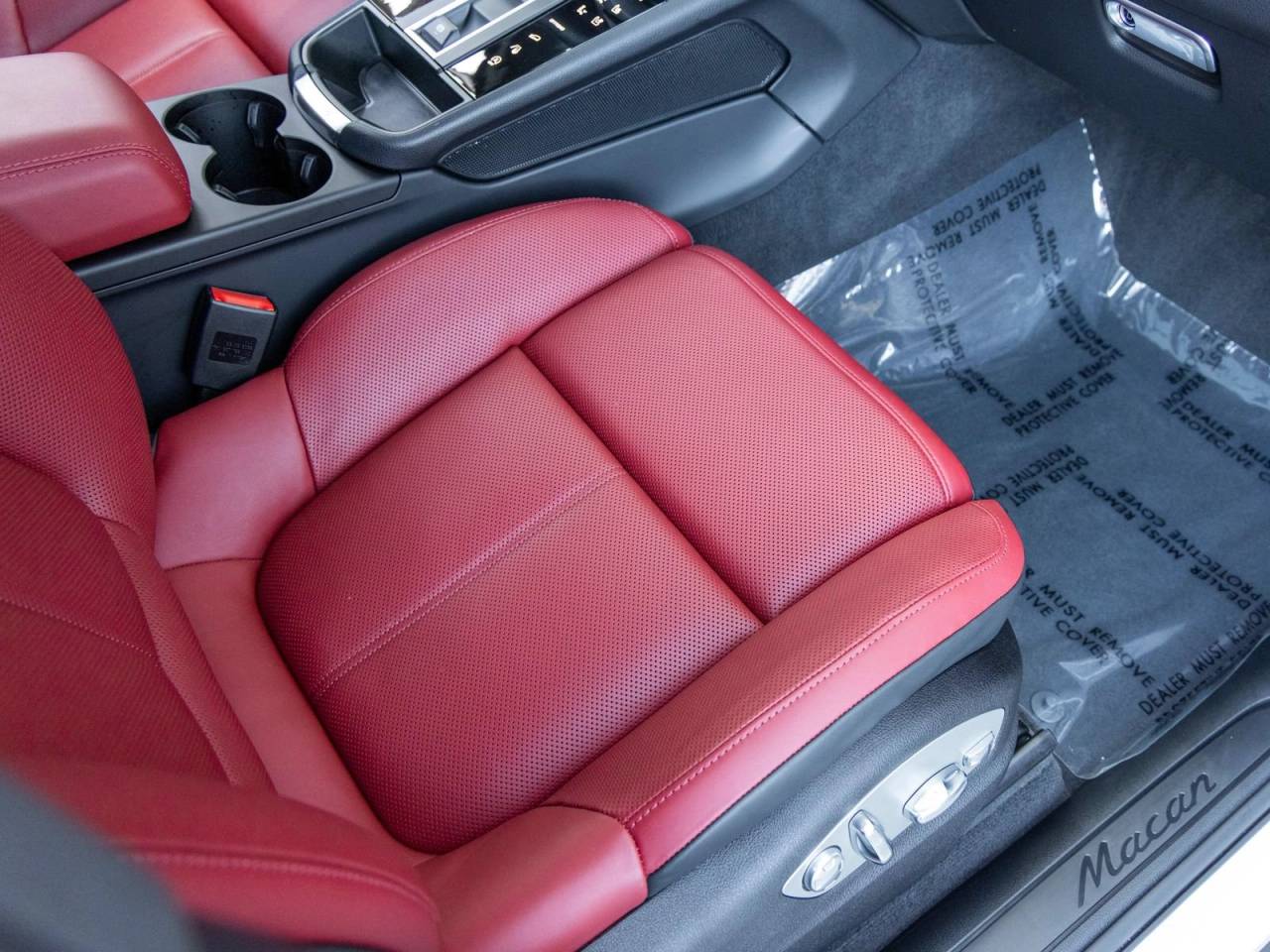 2025 Porsche Macan Macan