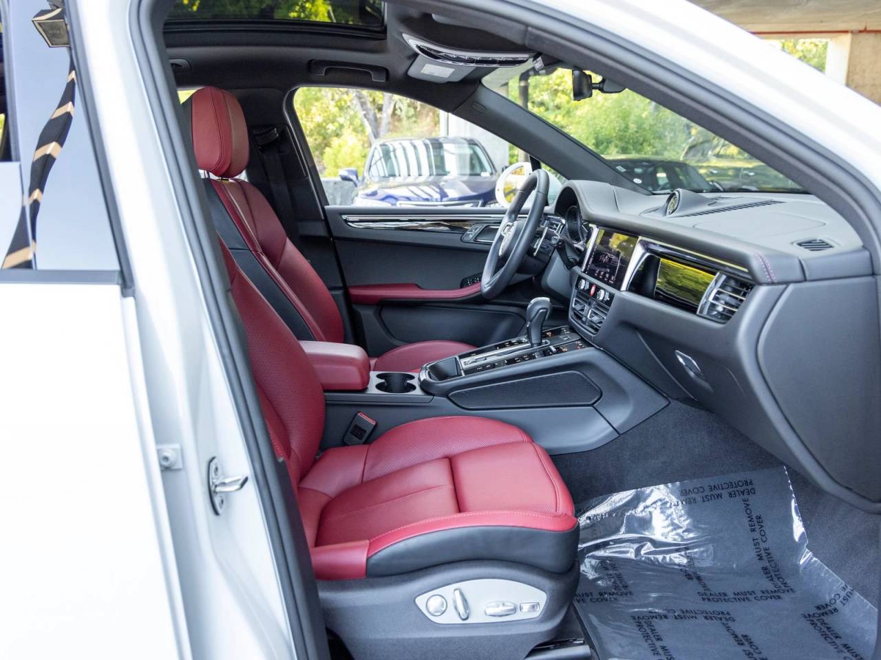 2025 Porsche Macan Macan