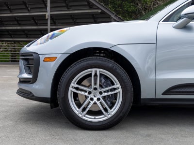 2025 Porsche Macan Macan