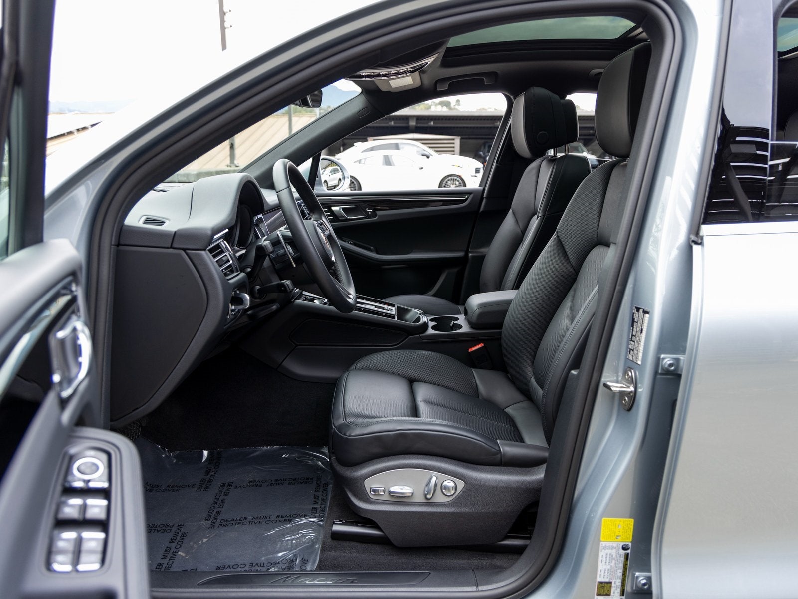 2025 Porsche Macan Macan