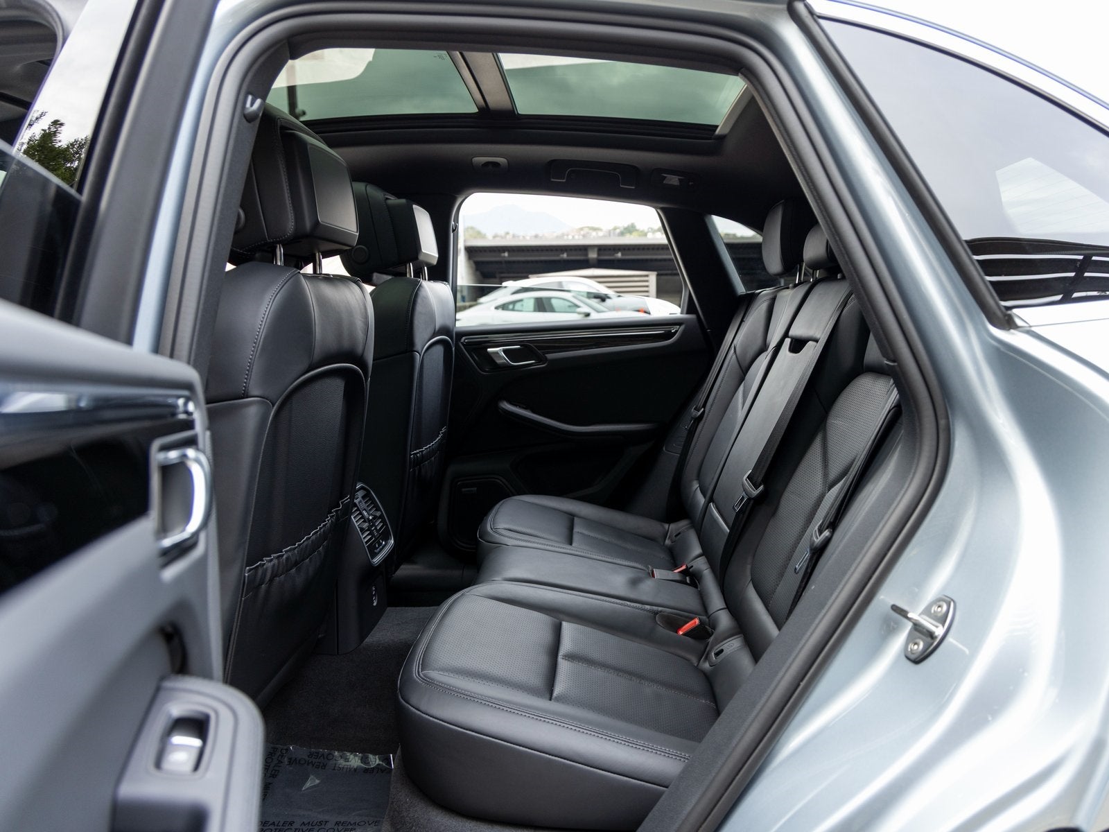 2025 Porsche Macan Macan