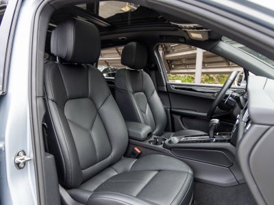 2025 Porsche Macan Macan