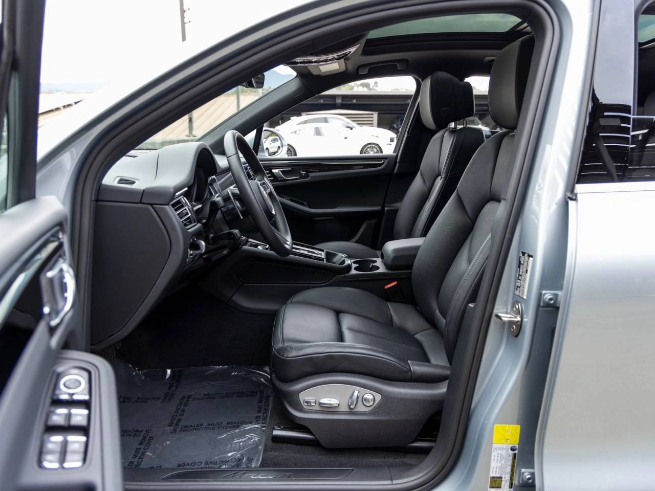 2025 Porsche Macan Macan