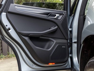 2025 Porsche Macan Macan