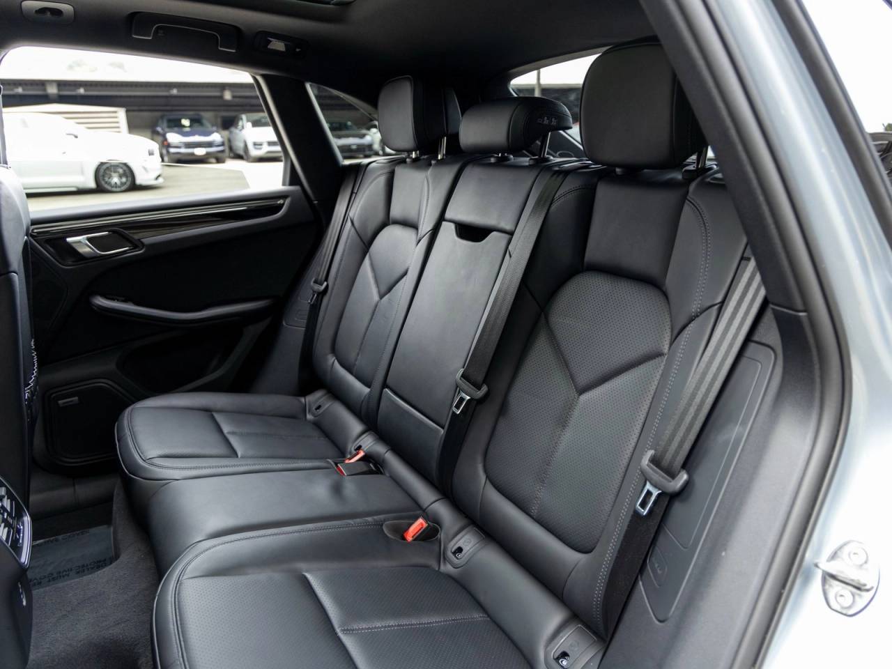 2025 Porsche Macan Macan