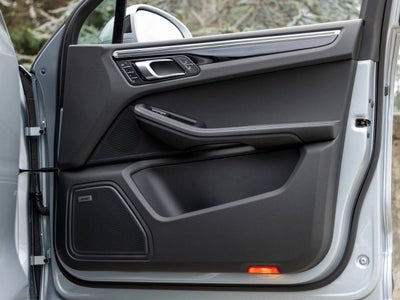 2025 Porsche Macan Macan