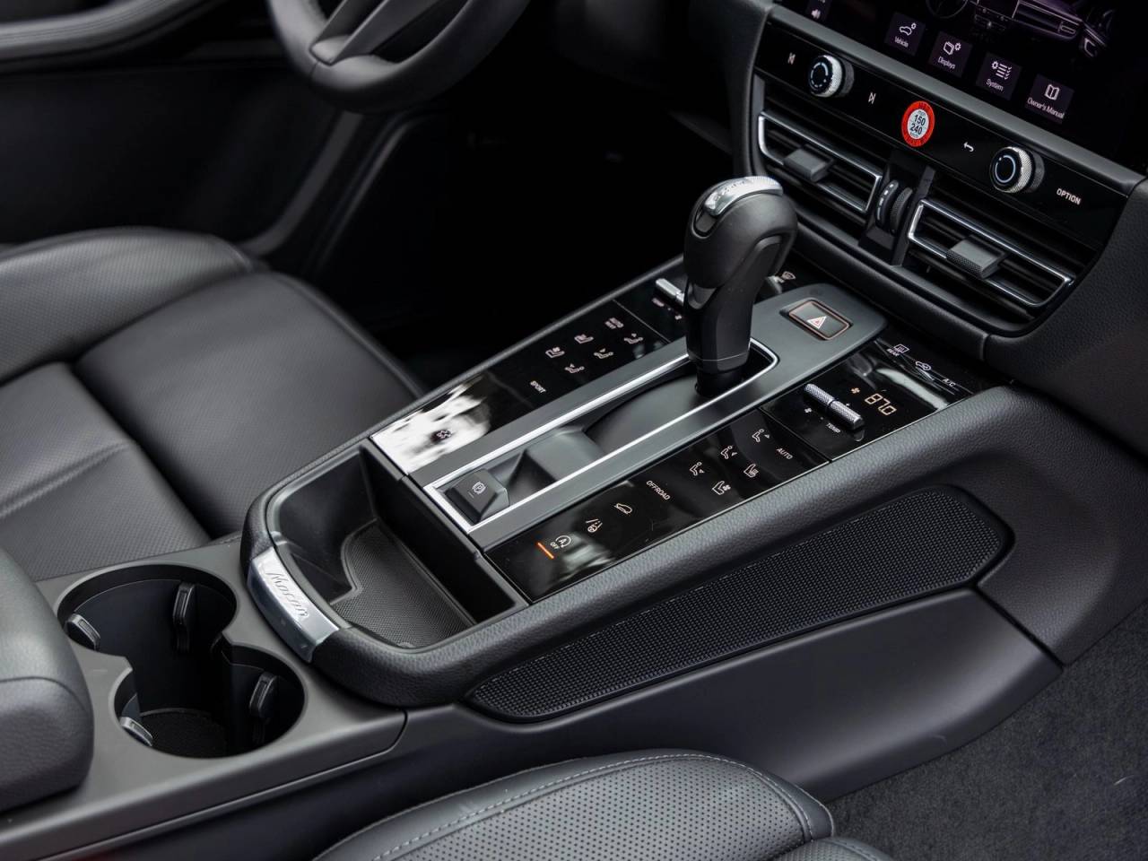 2025 Porsche Macan Macan